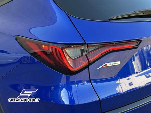 Used 2025 Acura MDX A-Spec image 11