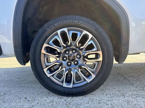 Used 2023 GMC Sierra 1500 Denali Ultimate image 10