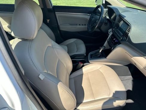 Used 2017 Hyundai Elantra SE w/ SE A/T Tech Package 03 FWD image 27