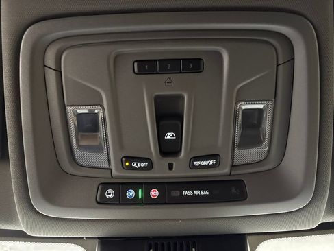 Used 2024 GMC Sierra 3500 SLE w/ SLE Value Package AWD/4WD image 32