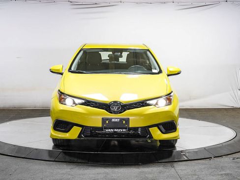 Certified 2017 Toyota Corolla iM w/ Carpet Mat Package FWD image 7