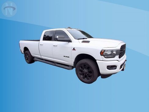 Used 2022 RAM 3500 Big Horn w/ Night Edition AWD/4WD image 2
