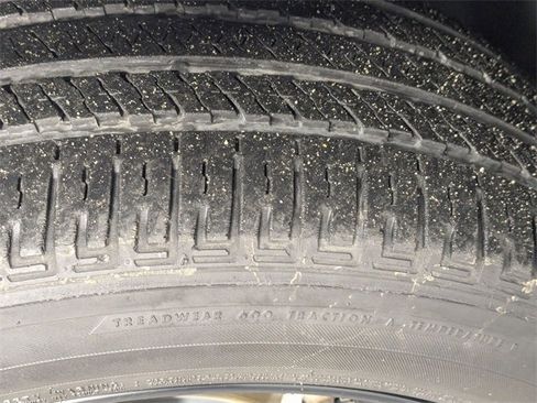 Certified 2023 Jeep Grand Cherokee L Altitude image 9