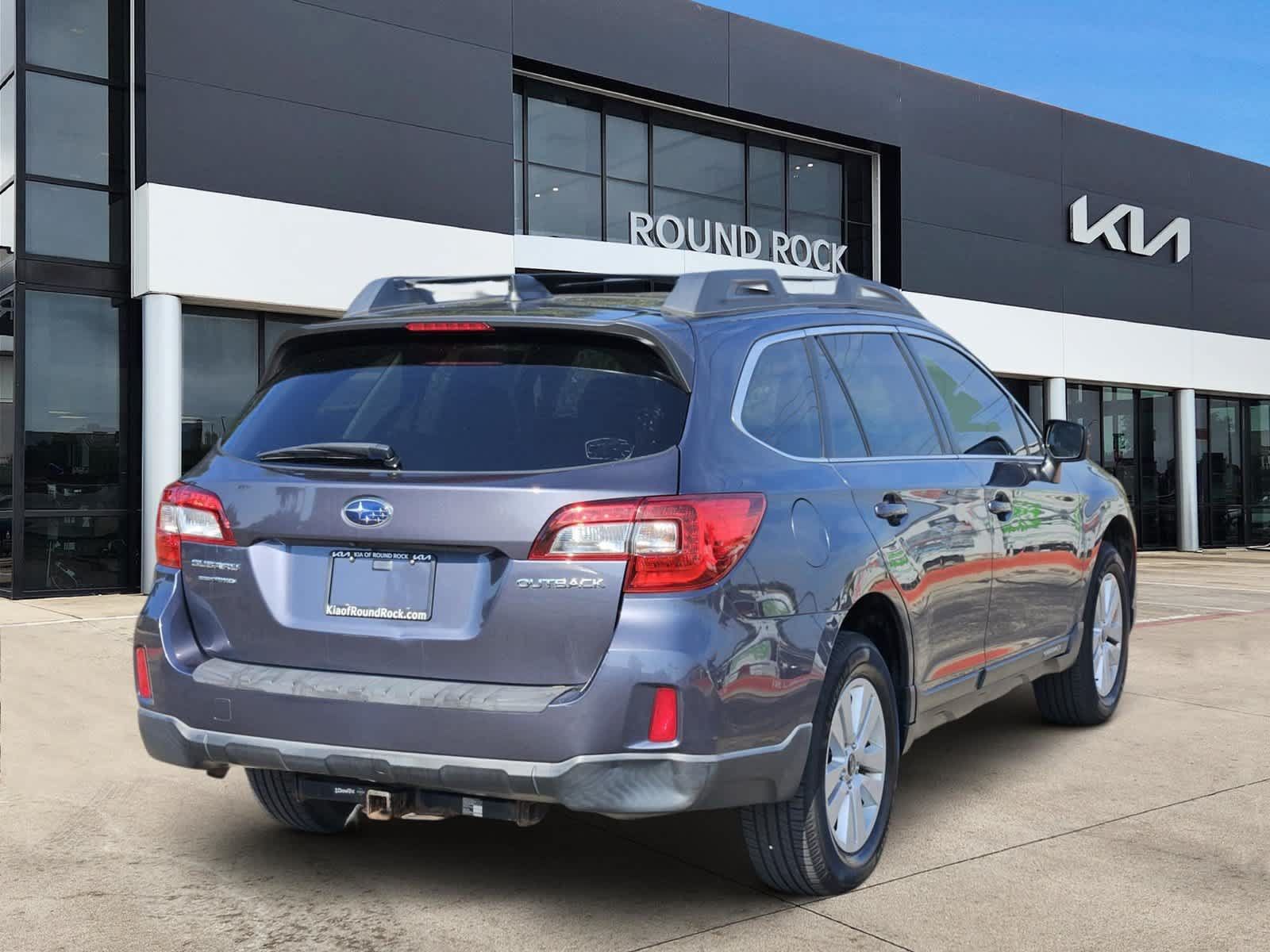 Used 2016 Subaru Outback 2.5i Premium AWD/4WD image 6