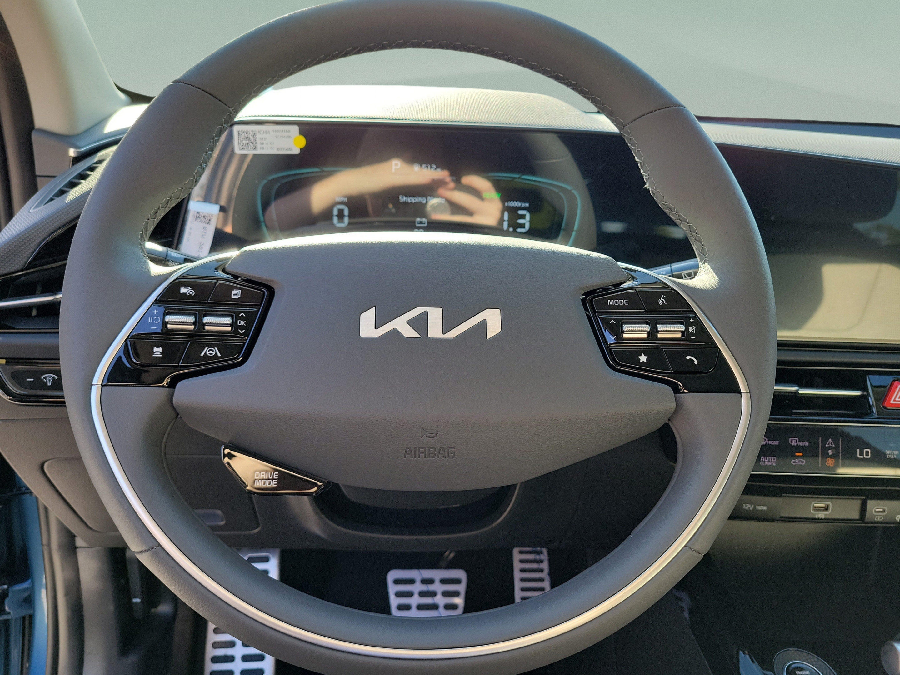 New 2026 Kia Niro SX Touring FWD image 16