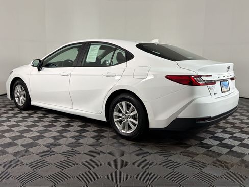 Used 2025 Toyota Camry LE FWD image 2