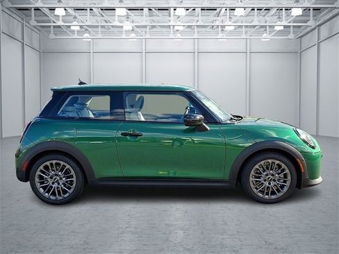 Used 2025 MINI Cooper S image 4
