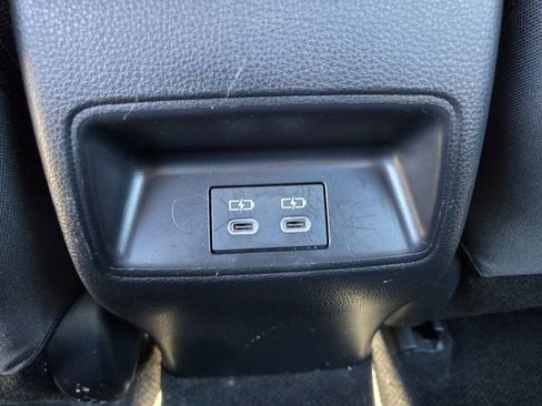 Used 2024 Toyota Corolla SE FWD image 13