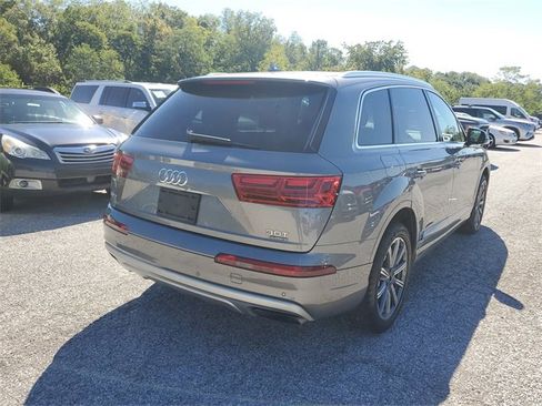 Used 2017 Audi Q7 3.0T Premium Plus image 4