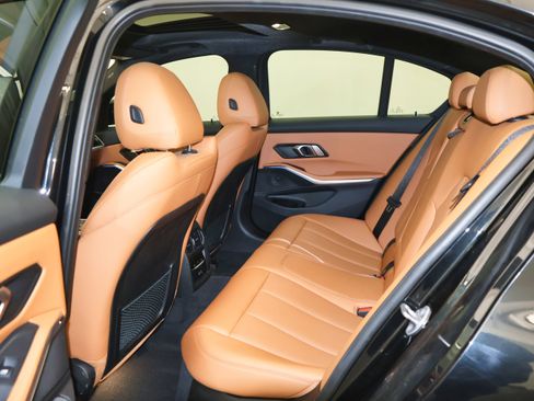 Used 2022 BMW 330e xDrive w/ M Sport Package image 21