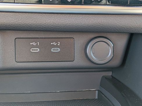 Used 2026 Nissan Rogue SV AWD/4WD image 14