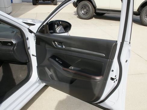 Used 2024 Nissan Altima 2.5 SR image 33