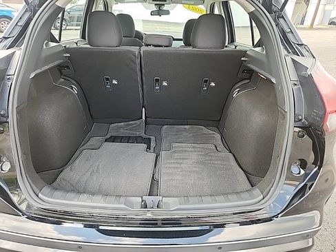 Used 2021 Nissan Kicks SV FWD image 6