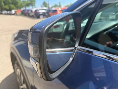Used 2022 Subaru Outback Premium AWD/4WD image 14
