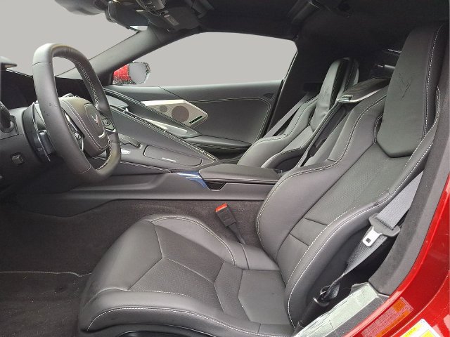 Used 2025 Chevrolet Corvette Stingray Preferred Cpe w/ Battery Protection Package RWD image 8