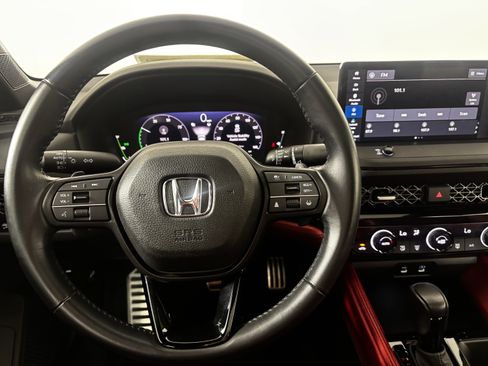 Used 2024 Honda Accord Sport image 29