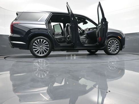 Used 2024 Hyundai Palisade Calligraphy image 50