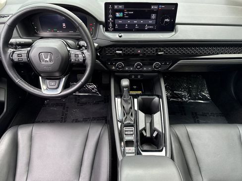 Certified 2025 Honda Accord Touring image 26