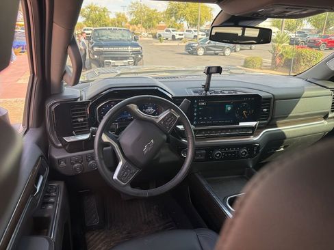 Certified 2025 Chevrolet Silverado 2500 LT w/ Trail Boss Package image 15