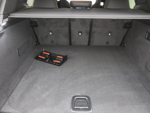 New 2026 BMW iX xDrive60 w/ Premium Package image 24