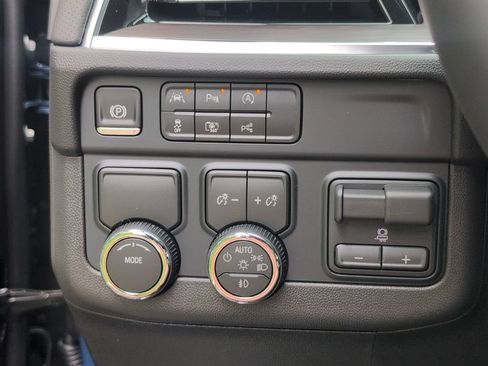 New 2026 Chevrolet Tahoe Premier w/ Sun And Tow Package RWD image 27