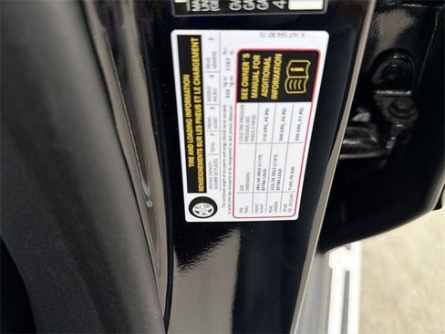 Used 2024 Mercedes-Benz GLS 63 AMG 4MATIC image 36