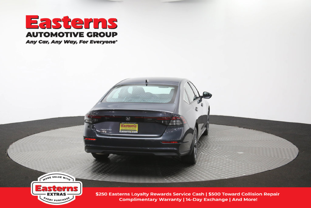 Used 2023 Honda Accord EX image 40