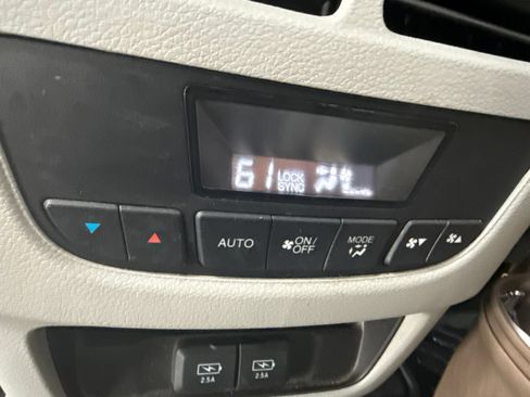 Used 2020 Acura MDX SH-AWD w/ Technology Package image 16