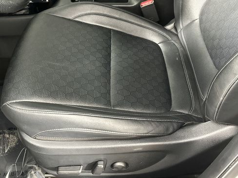 Used 2022 Kia Seltos SX image 16