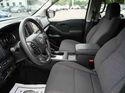 Used 2022 Nissan Frontier S w/ Technology Package AWD/4WD image 10