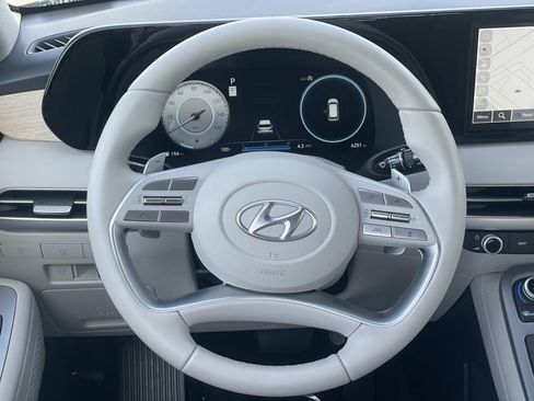 Used 2024 Hyundai Palisade Limited AWD/4WD image 28
