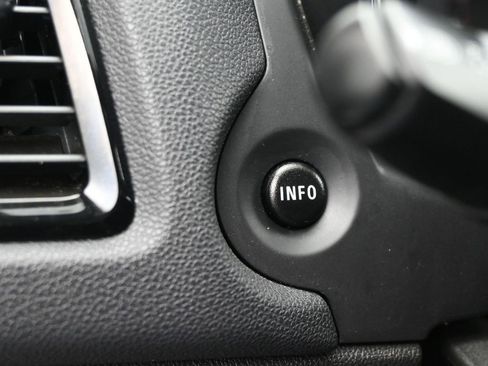 Used 2024 Mitsubishi Outlander Sport SE image 16