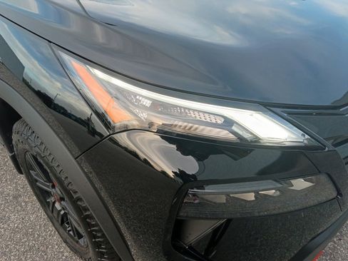Used 2026 Nissan Rogue SV AWD/4WD image 24