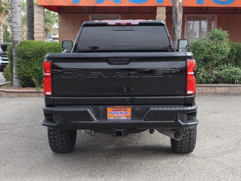 Used 2024 Chevrolet Silverado 2500 LTZ w/ LTZ Plus Package AWD/4WD image 7