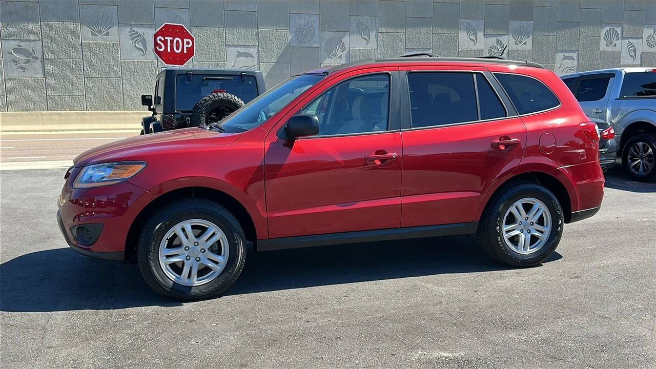 Used 2010 Hyundai Santa Fe GLS FWD image 15