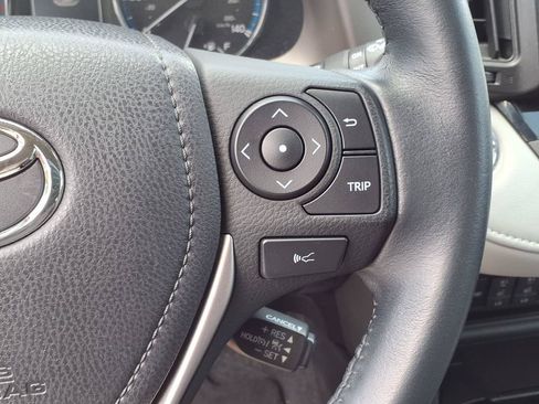 Used 2016 Toyota RAV4 Limited FWD image 30