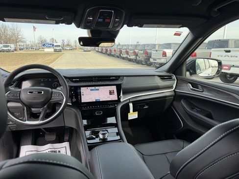 New 2026 Jeep Grand Cherokee Limited image 29