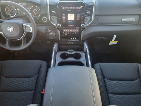 New 2026 RAM 1500 Big Horn AWD/4WD image 20