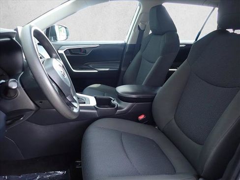 Certified 2023 Toyota RAV4 LE AWD/4WD image 11