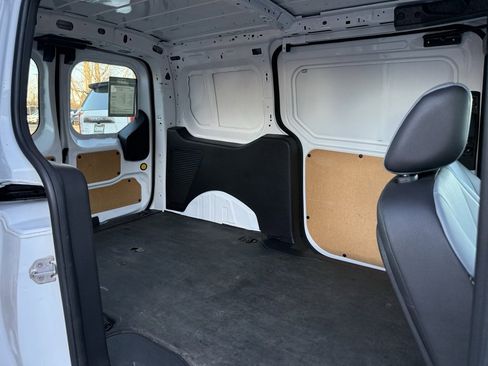 Used 2018 Ford Transit Connect XL image 37