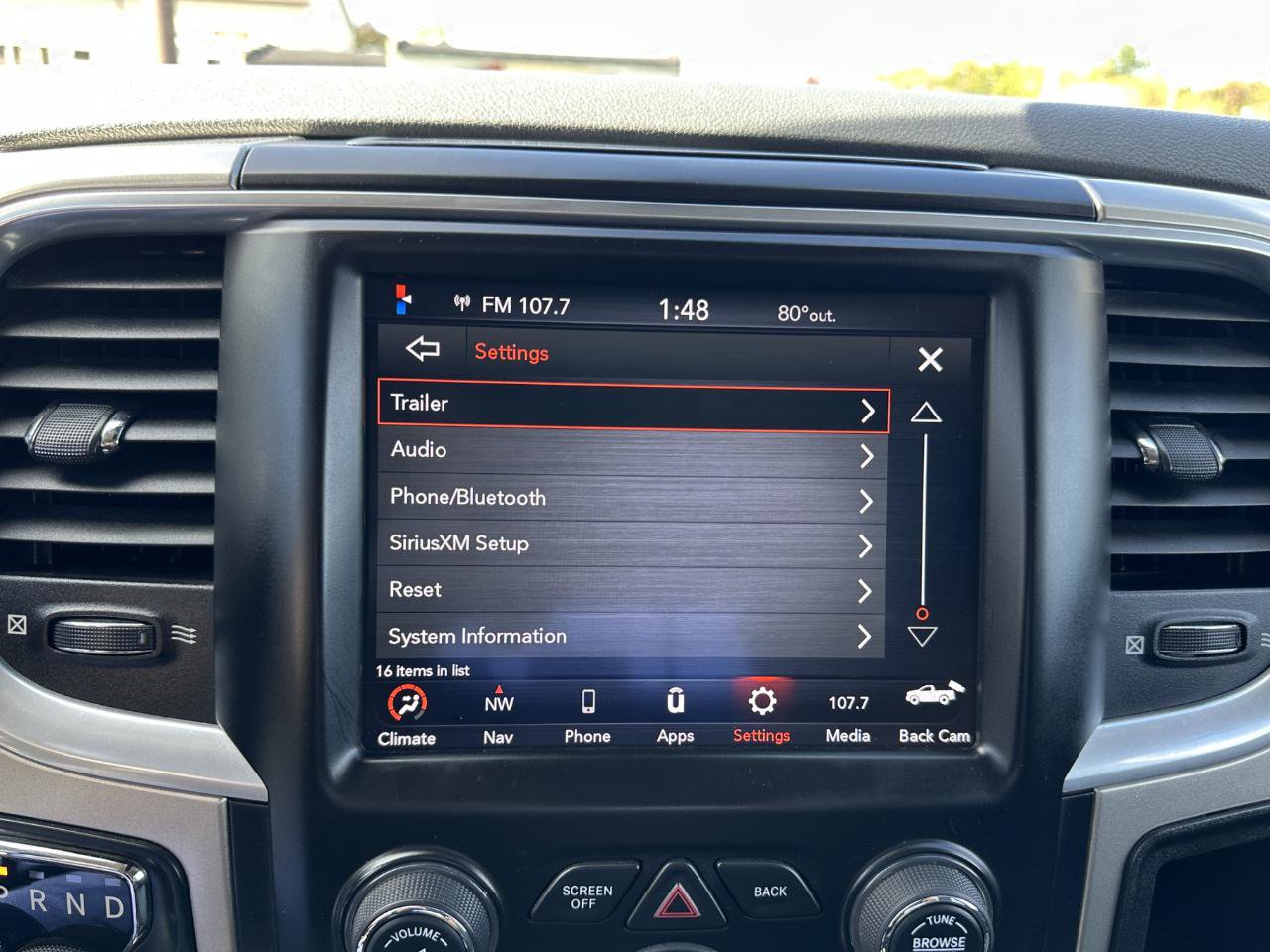 Used 2018 RAM 1500 SLT AWD/4WD image 66