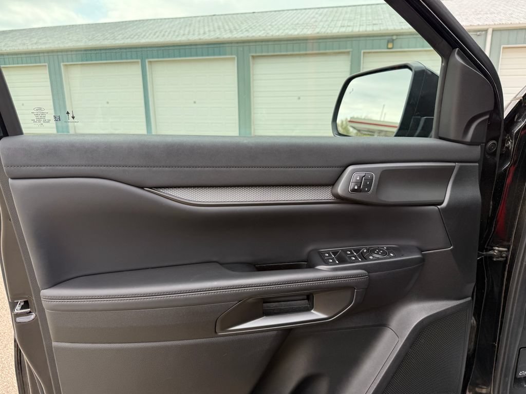 Used 2025 Ford Ranger Raptor AWD/4WD image 17