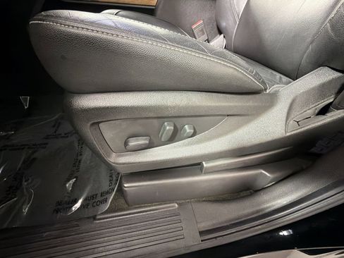 Used 2018 Chevrolet Silverado 1500 LTZ w/ LTZ Plus Package image 14