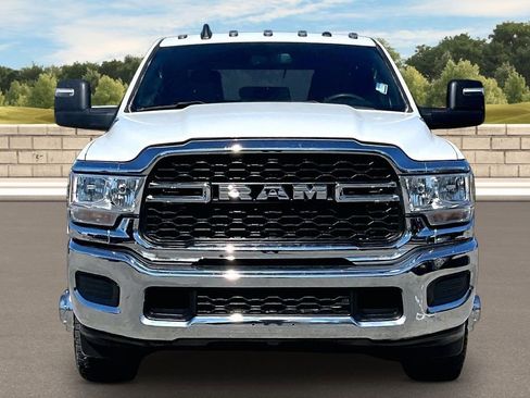Used 2024 RAM 3500 Tradesman w/ Chrome Appearance Group image 3