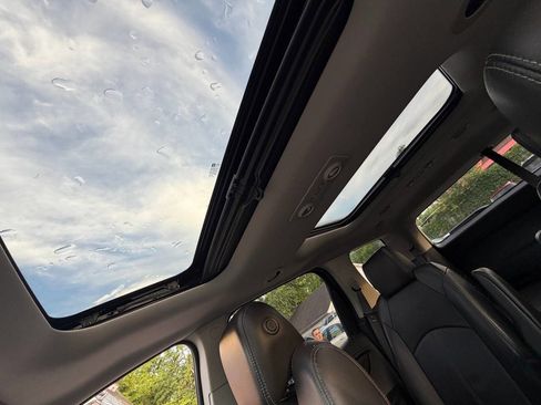Used 2016 GMC Acadia SLT FWD image 27