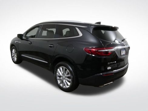 Used 2021 Buick Enclave Essence w/ Sound and Sites Package AWD/4WD image 7