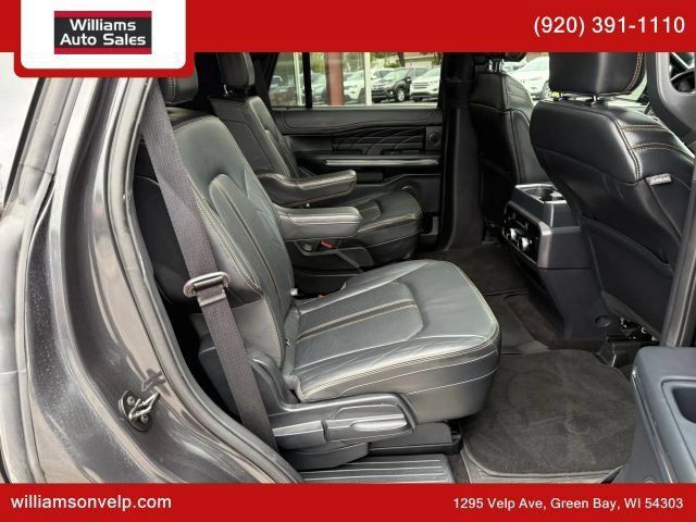 Used 2023 Ford Expedition Platinum AWD/4WD image 16