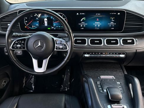 Certified 2022 Mercedes-Benz GLS 450 4MATIC image 27