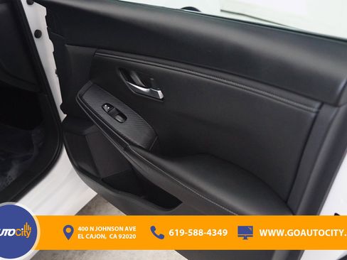 Used 2024 Nissan Sentra SV FWD image 15