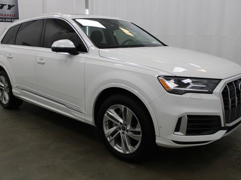 Used 2023 Audi Q7 3.0T Premium Plus AWD/4WD image 4